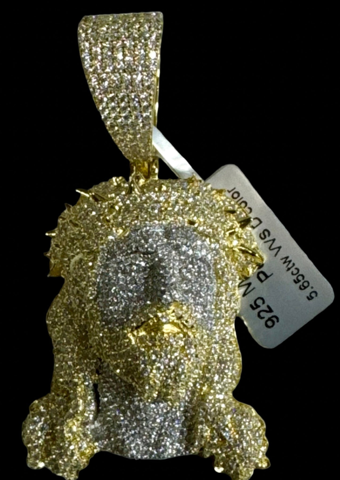 Jesus Pendant With Solid Back 2 inches 5.65Cwt