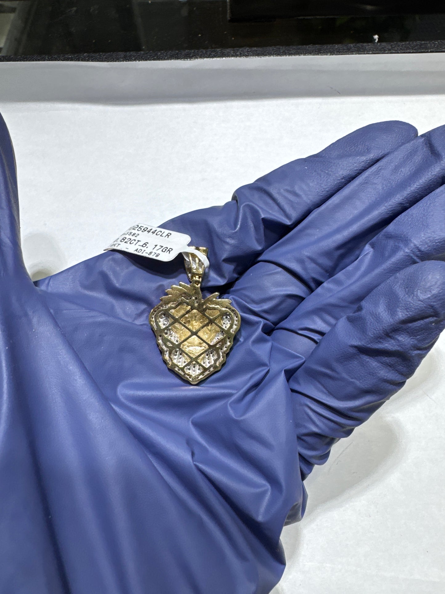 10kt Gold Natural Diamond 0.82ctw 6.1 grams "LION HEAD" Pendant