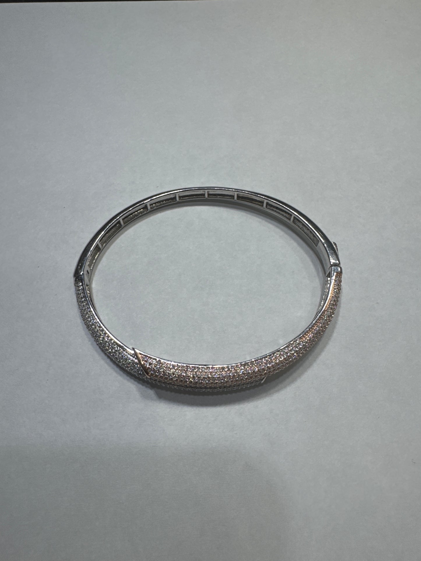 925 Silver Two-Tone Rose Gold VVS Moissanite Bangle loop