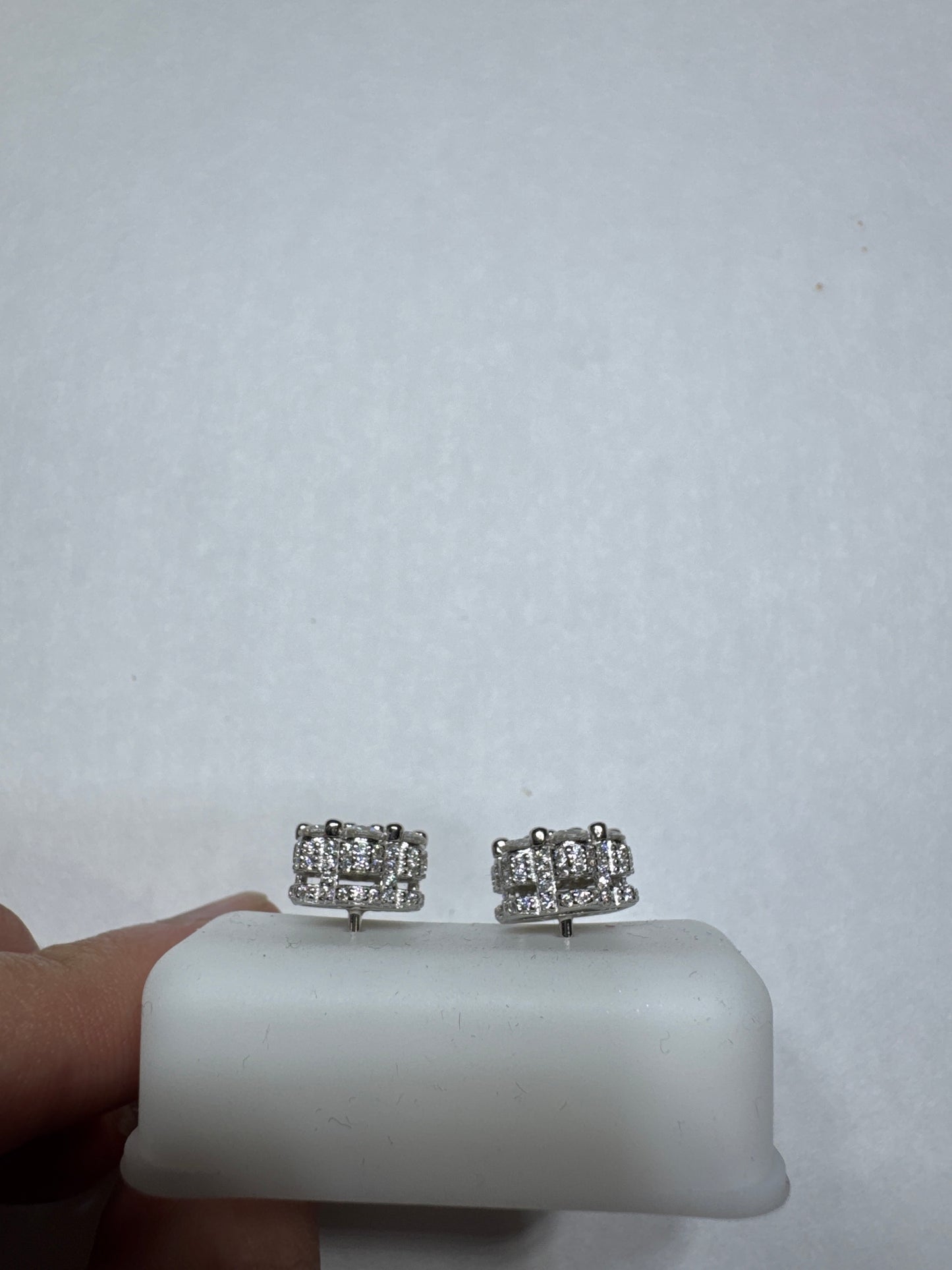 Solid 925 silver VVS Moissanite all around 2.14ctw 10mm flower shaped screw back earrings size medium