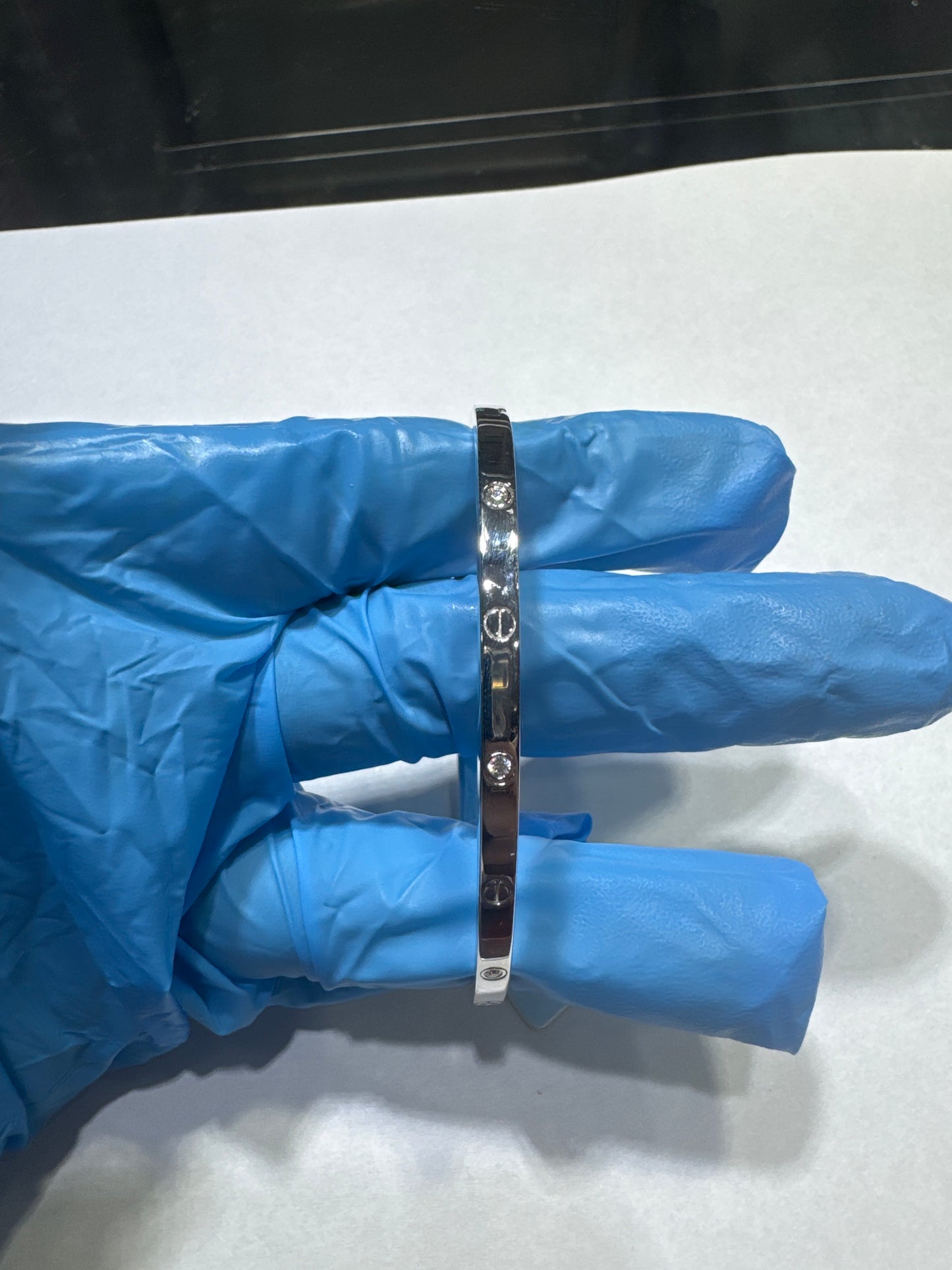 925 Silver VVS Moissanite 0.12ctw "Stone then plain" Bangle