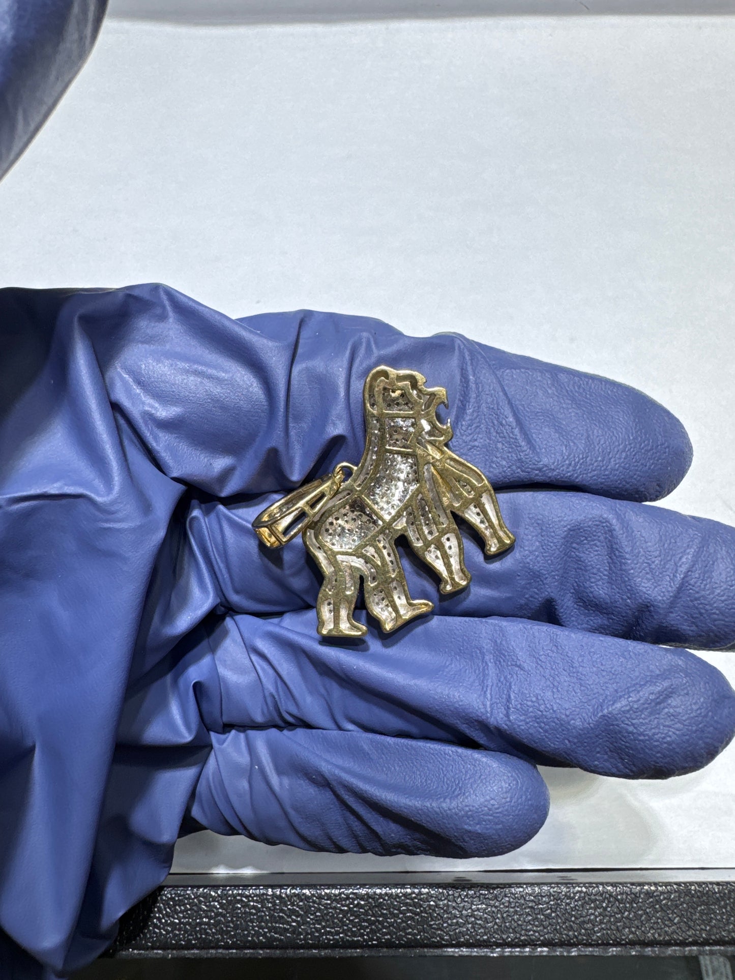 10kt Gold Natural Diamond 0.76ctw 6 grams "GORILLA" pendant