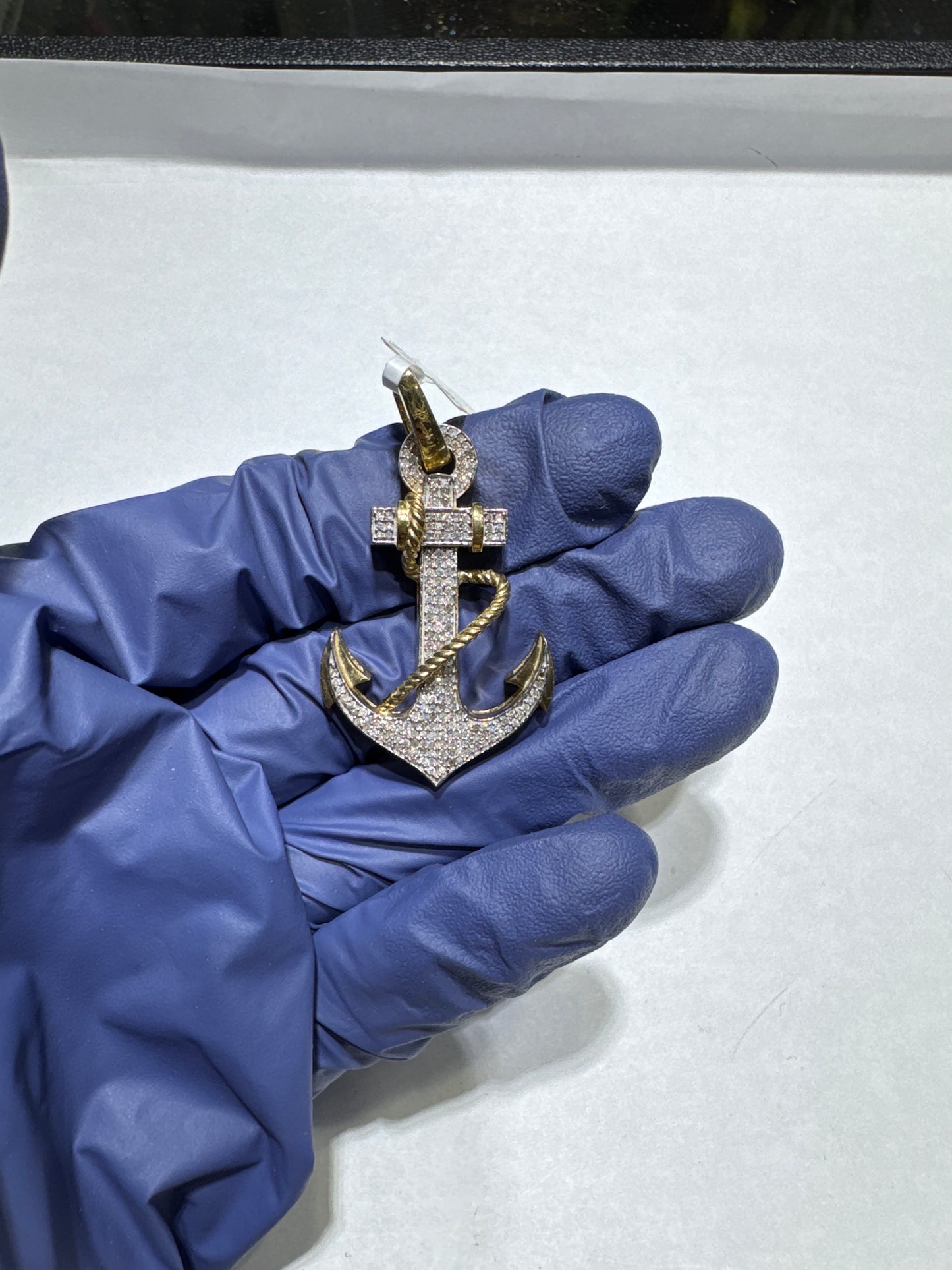 10kt Gold Natural Diamonds 0.88ctw 7.8 grams "Ships Anchor Pendant"