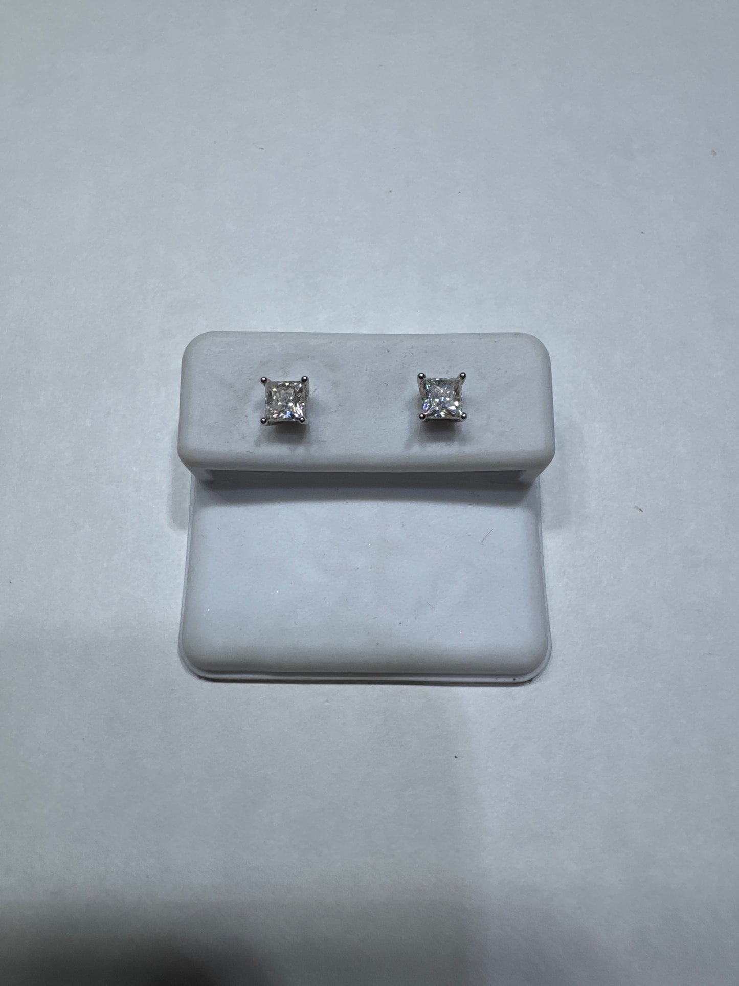 Solid 925 silver VVS Moissanite 0.63ctw 5mm Square shaped screw back earrings size small