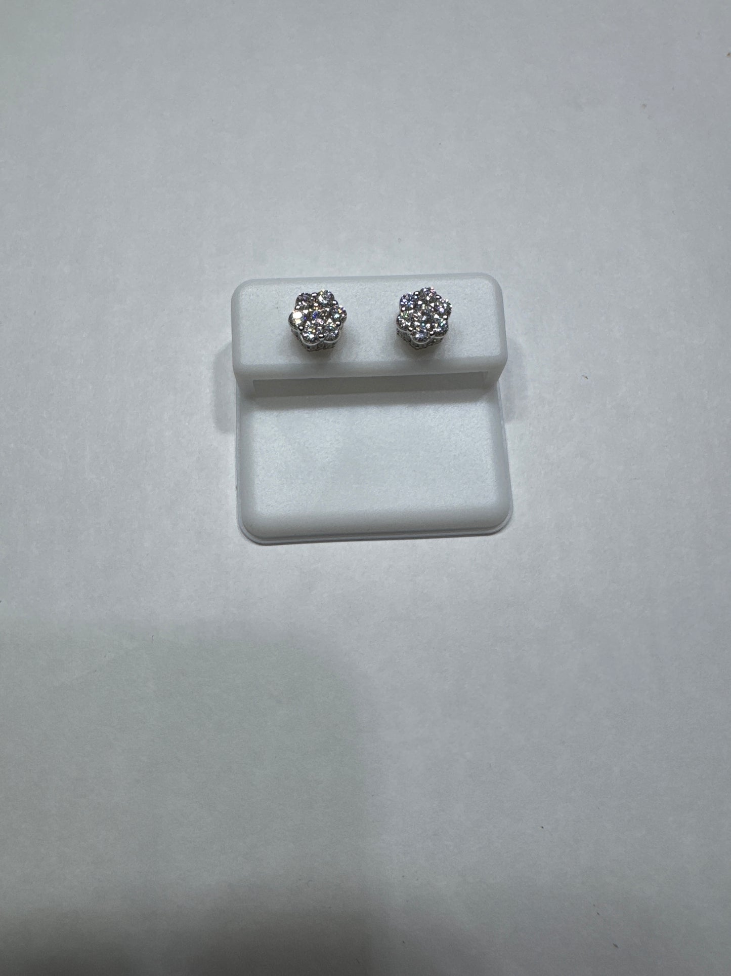 Solid 925 Silver VVS Moissanite all around 1.70ctw 7mm flower shaped screw back earrings size small