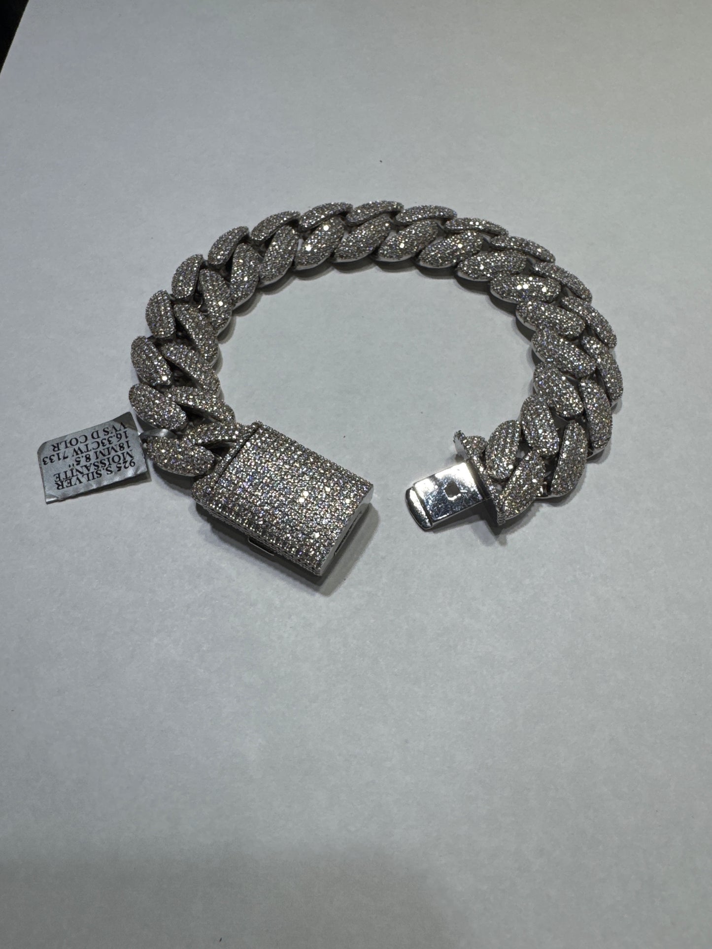 925 Silver VVS Moissanite 16.33ctw 18mm 128.6 Grams "Cuban Link" Bracelet