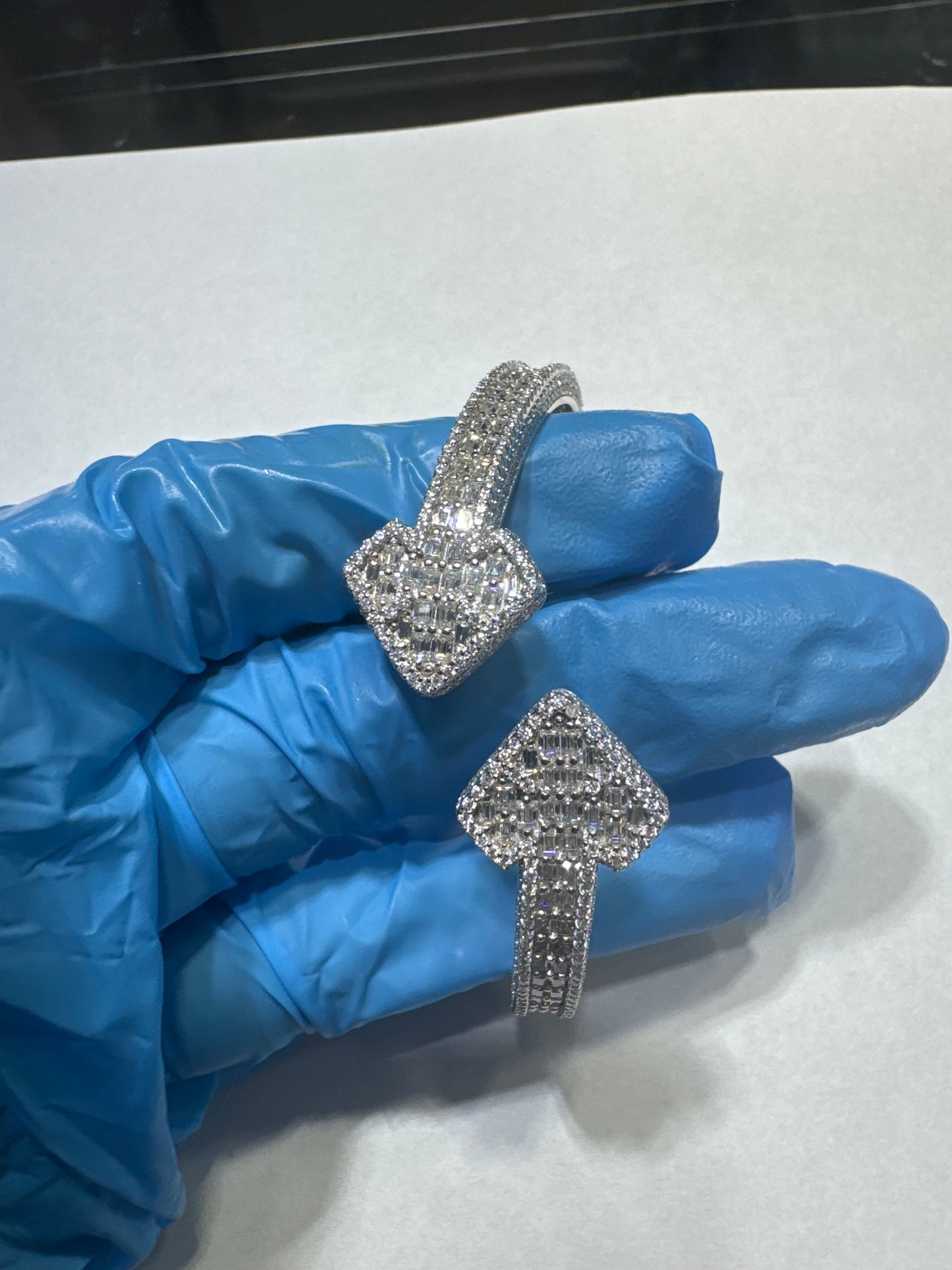 925 Silver VVS Moissanite 8.78ctw "All Around Moissanite Spades design" Bangle